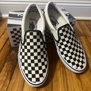 Men’s Vans Classic Checkered Slip-On Shoes